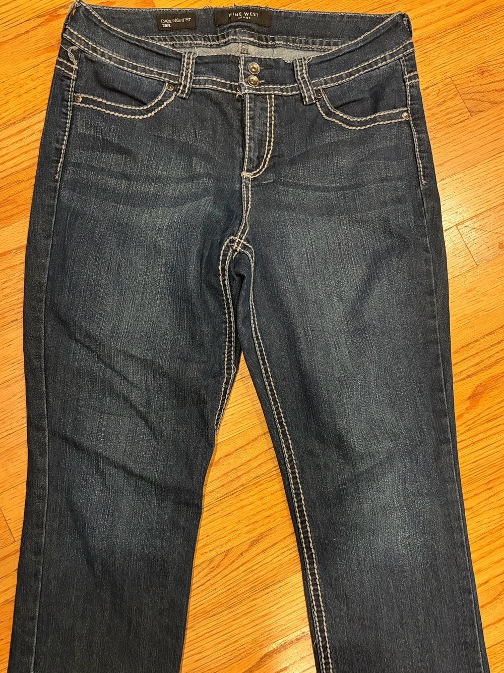 Nine West Date Night Fit Rhinestone Jean Capris Size 9